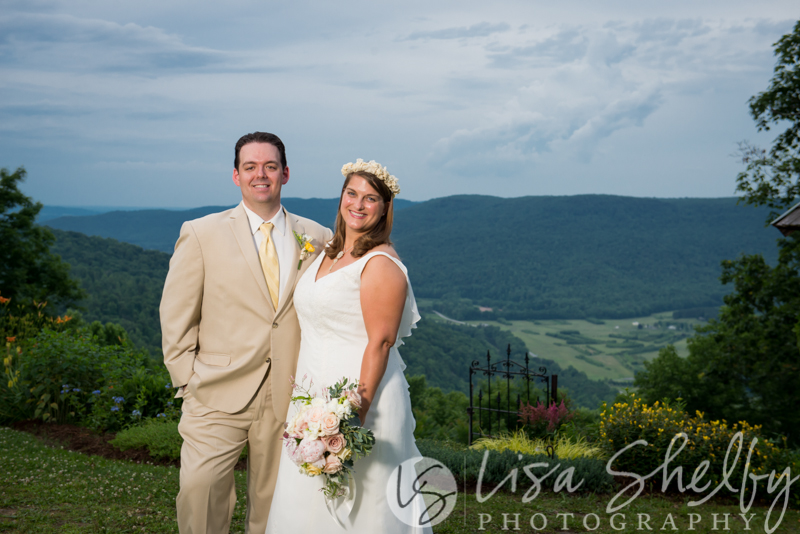 Chandler + Sam's Wedding - Lisa Shelby Photography